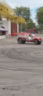 e8170d7d-9a0d-4aa9-b757-b1b4faf75b9a.jpeg